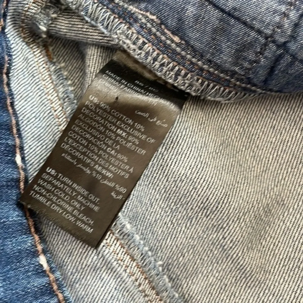 White House Black Market Girlfriend jeans -size 8S - Picture 14 of 14